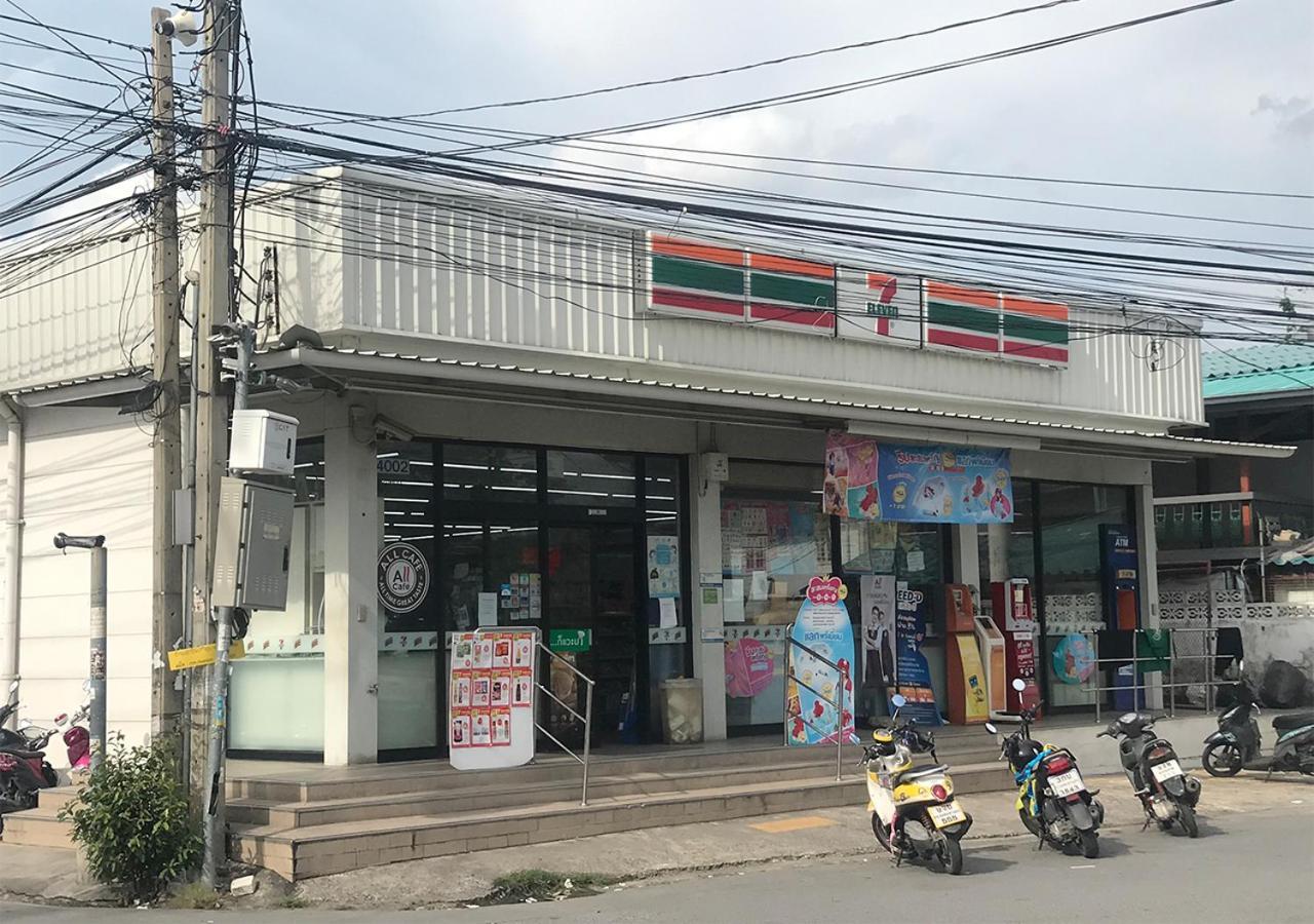 Liaw Base House Vandrerhjem Bangkok Eksteriør bilde
